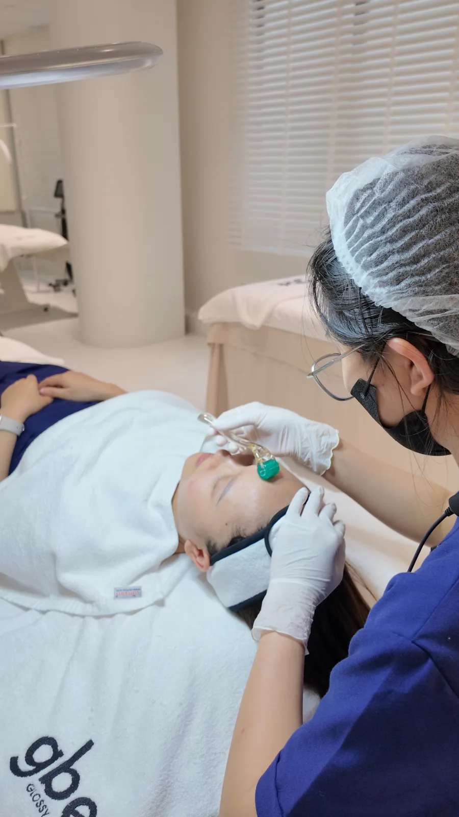 Microneedling
